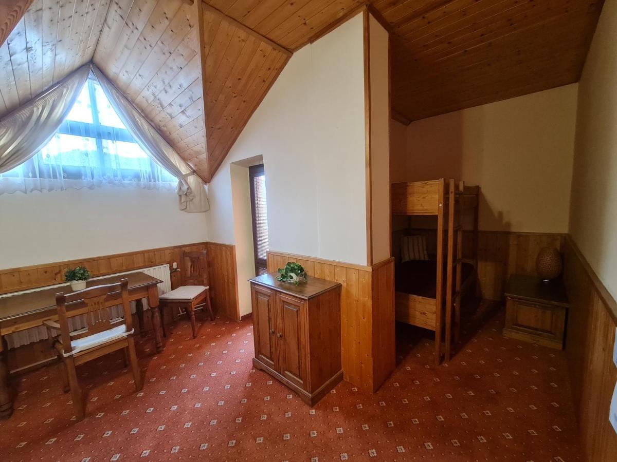 Garni Hotel Asas*** موست المظهر الخارجي الصورة