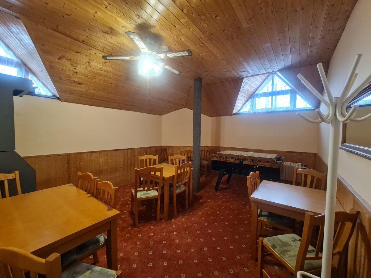 Garni Hotel Asas*** موست المظهر الخارجي الصورة