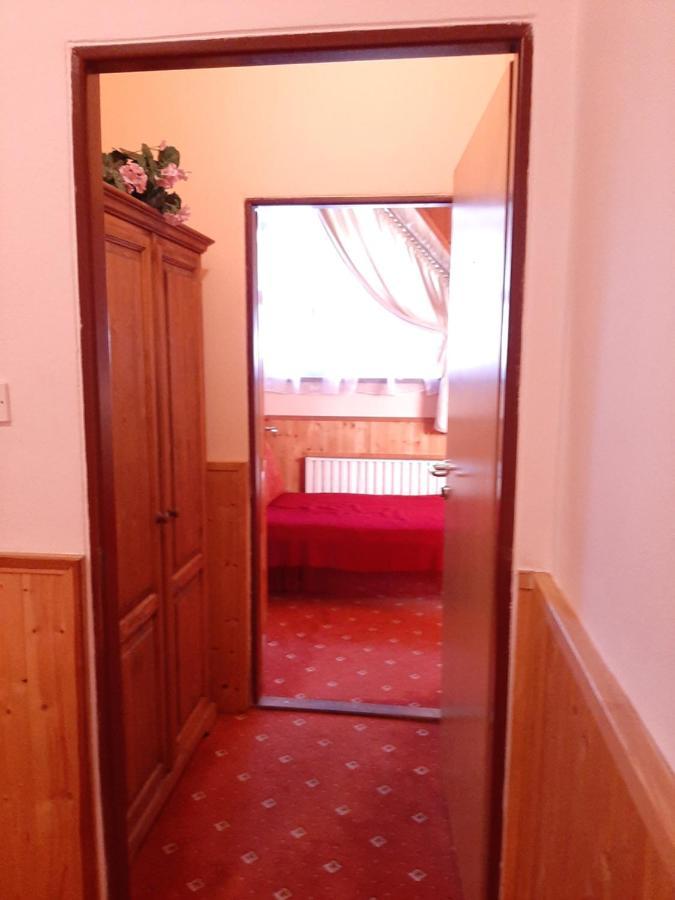 Garni Hotel Asas*** موست المظهر الخارجي الصورة