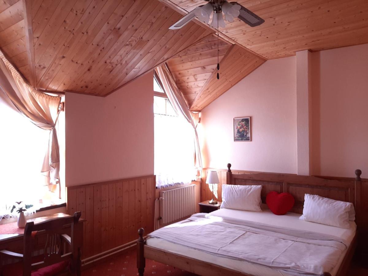 Garni Hotel Asas*** موست المظهر الخارجي الصورة