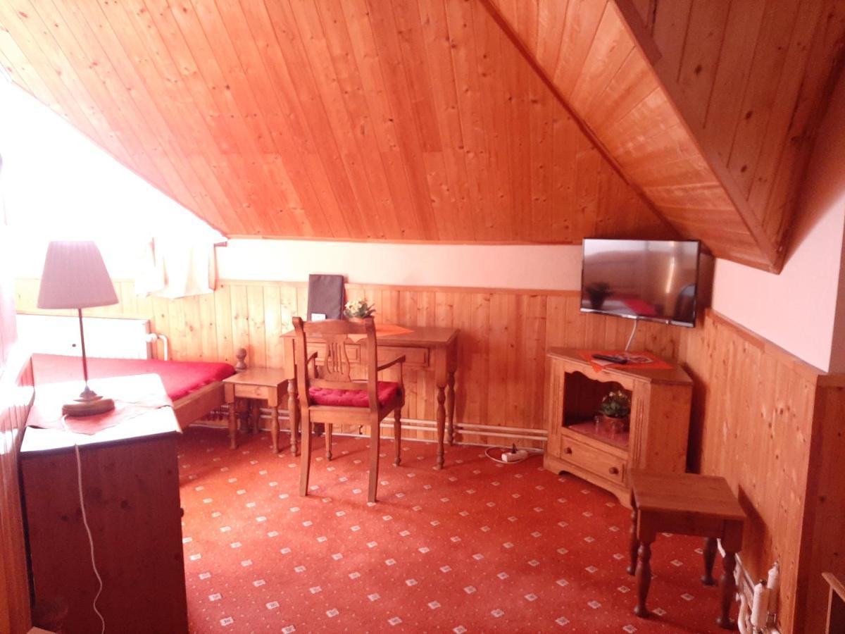 Garni Hotel Asas*** موست المظهر الخارجي الصورة