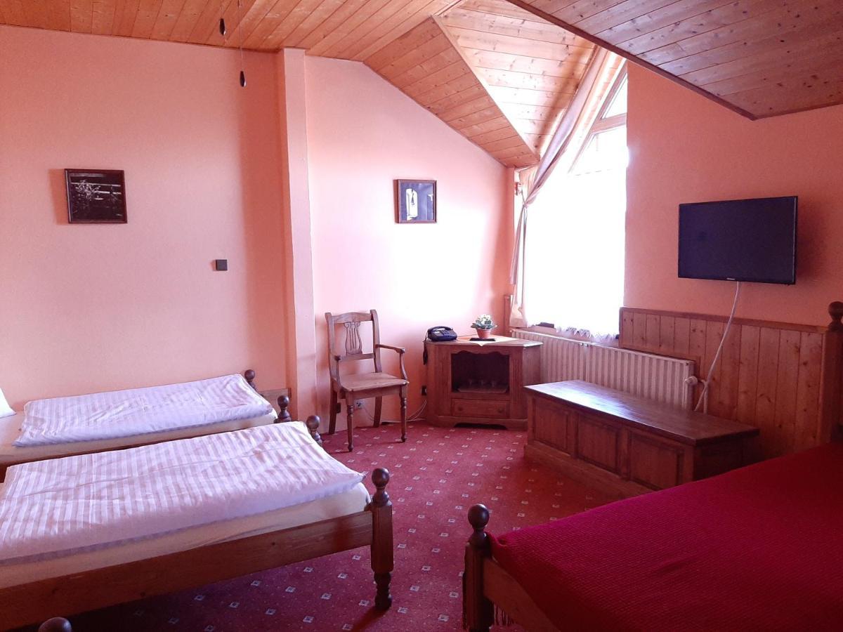 Garni Hotel Asas*** موست المظهر الخارجي الصورة