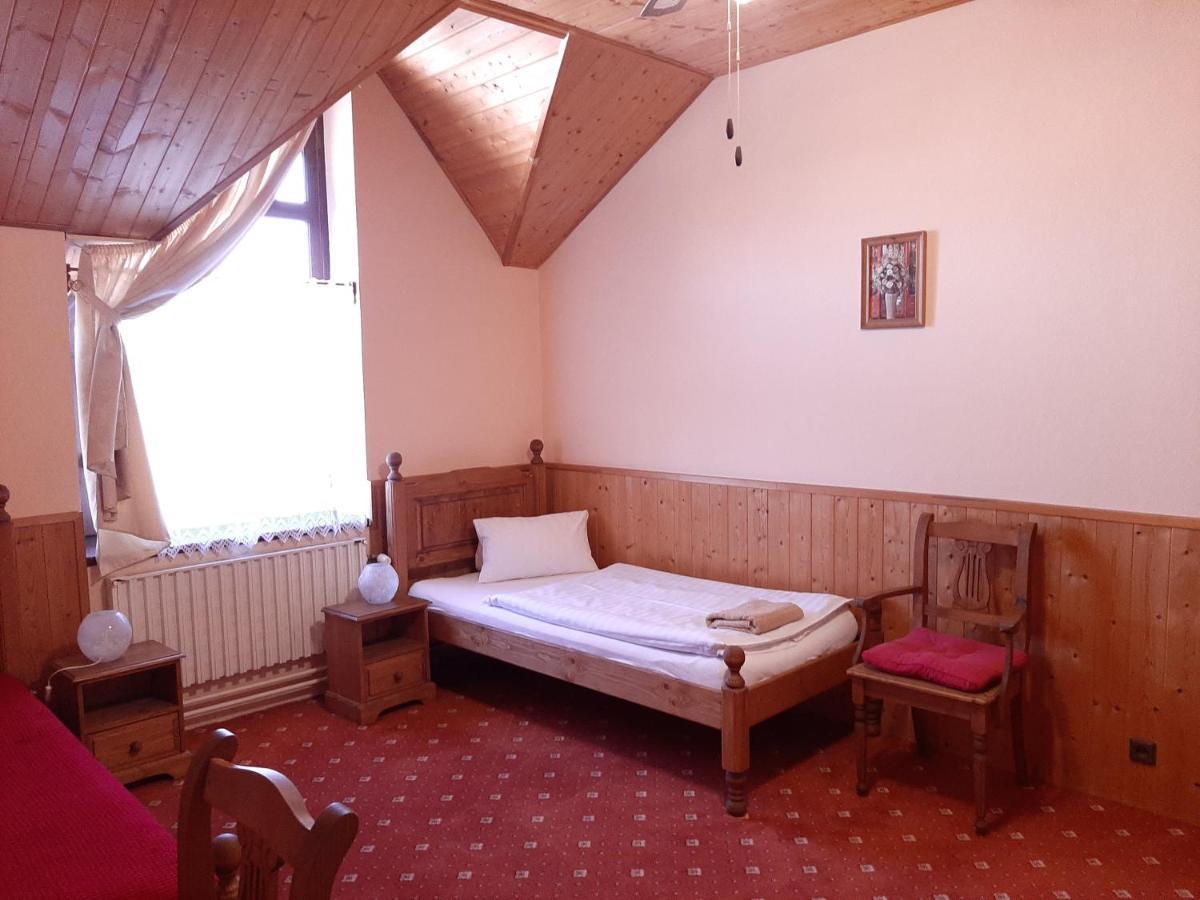 Garni Hotel Asas*** موست المظهر الخارجي الصورة